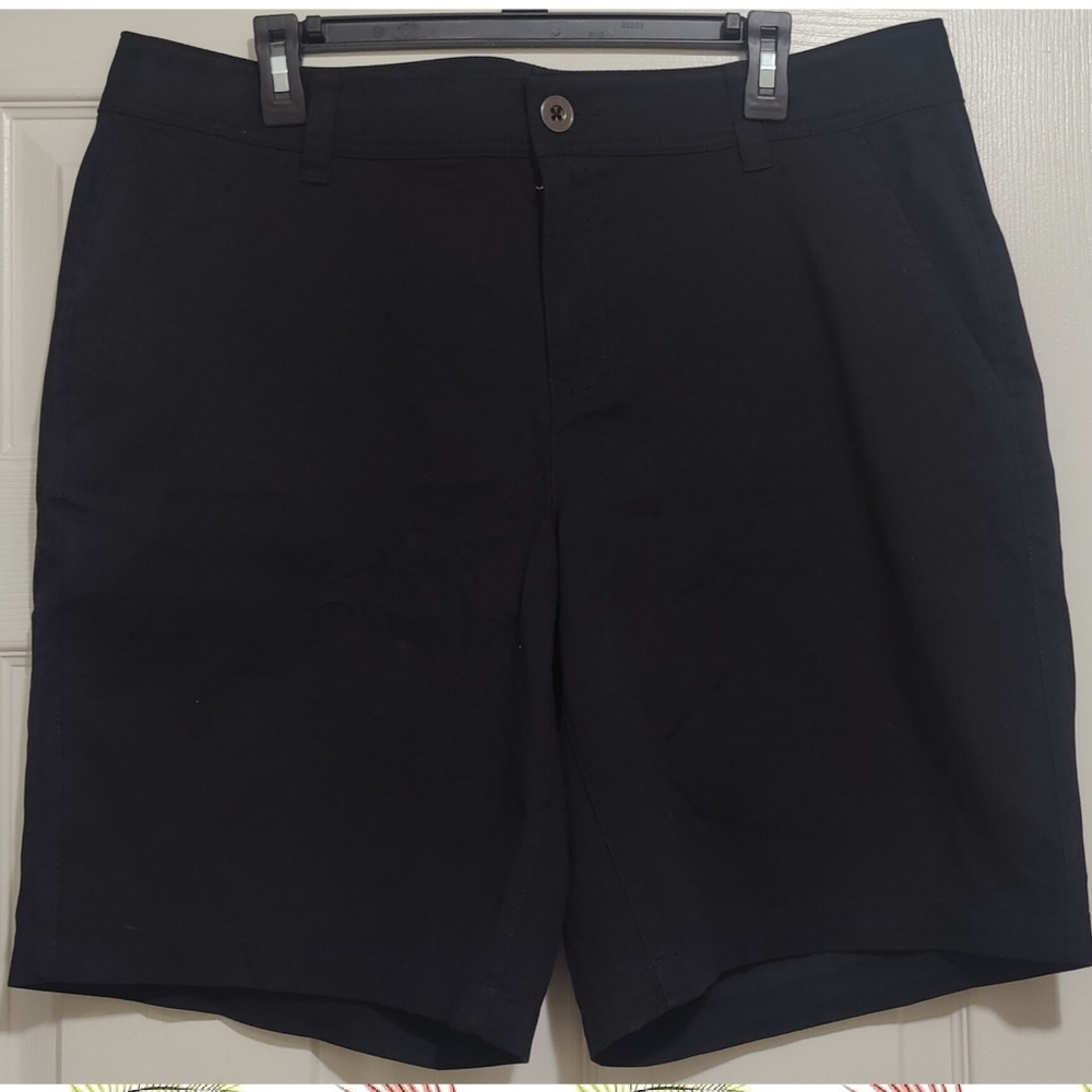 🖤Lane Bryant Black Bermuda Shorts